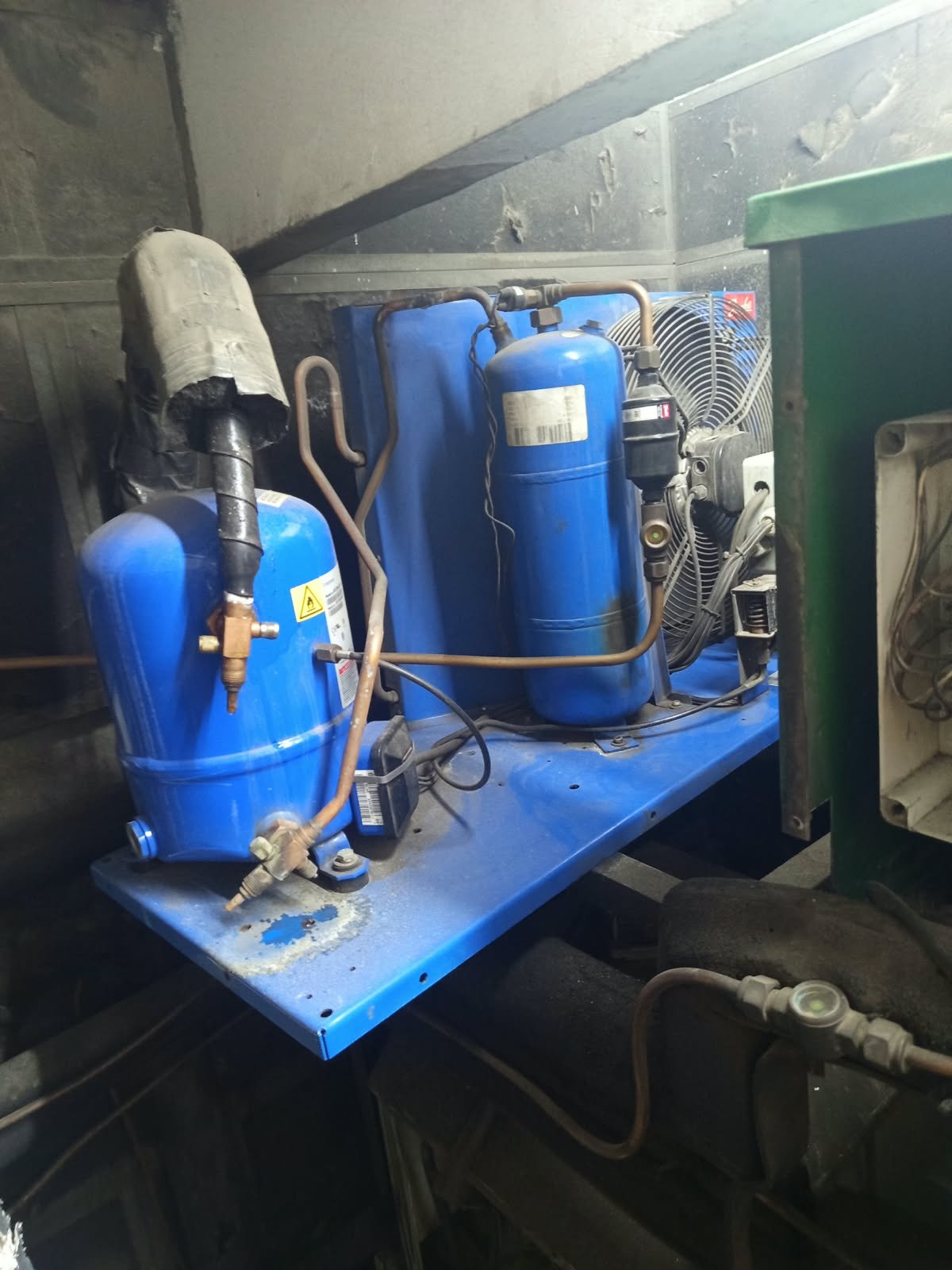 Manutenção compressor industrial câmara fria