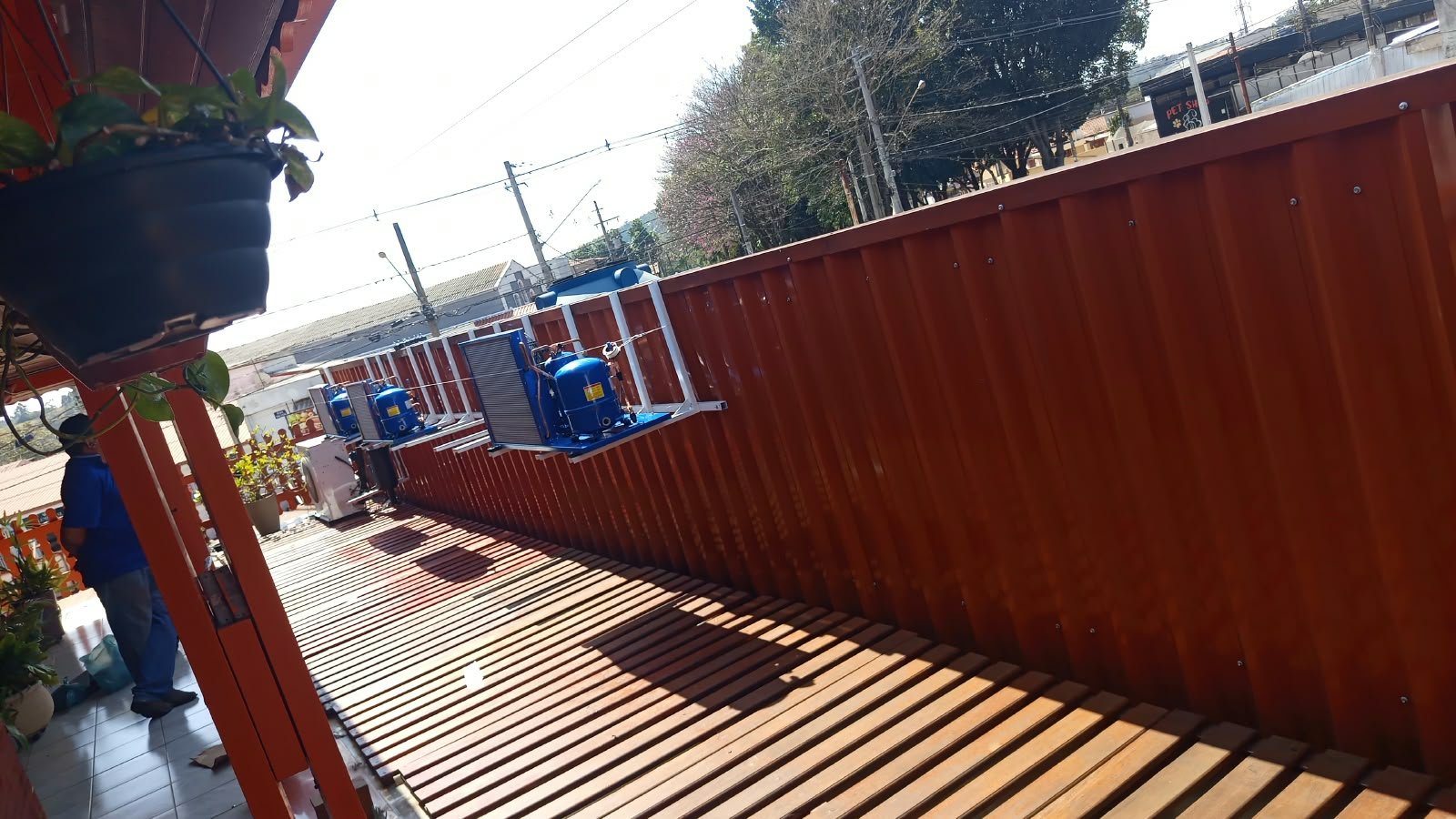Instalação compressores câmara fria container