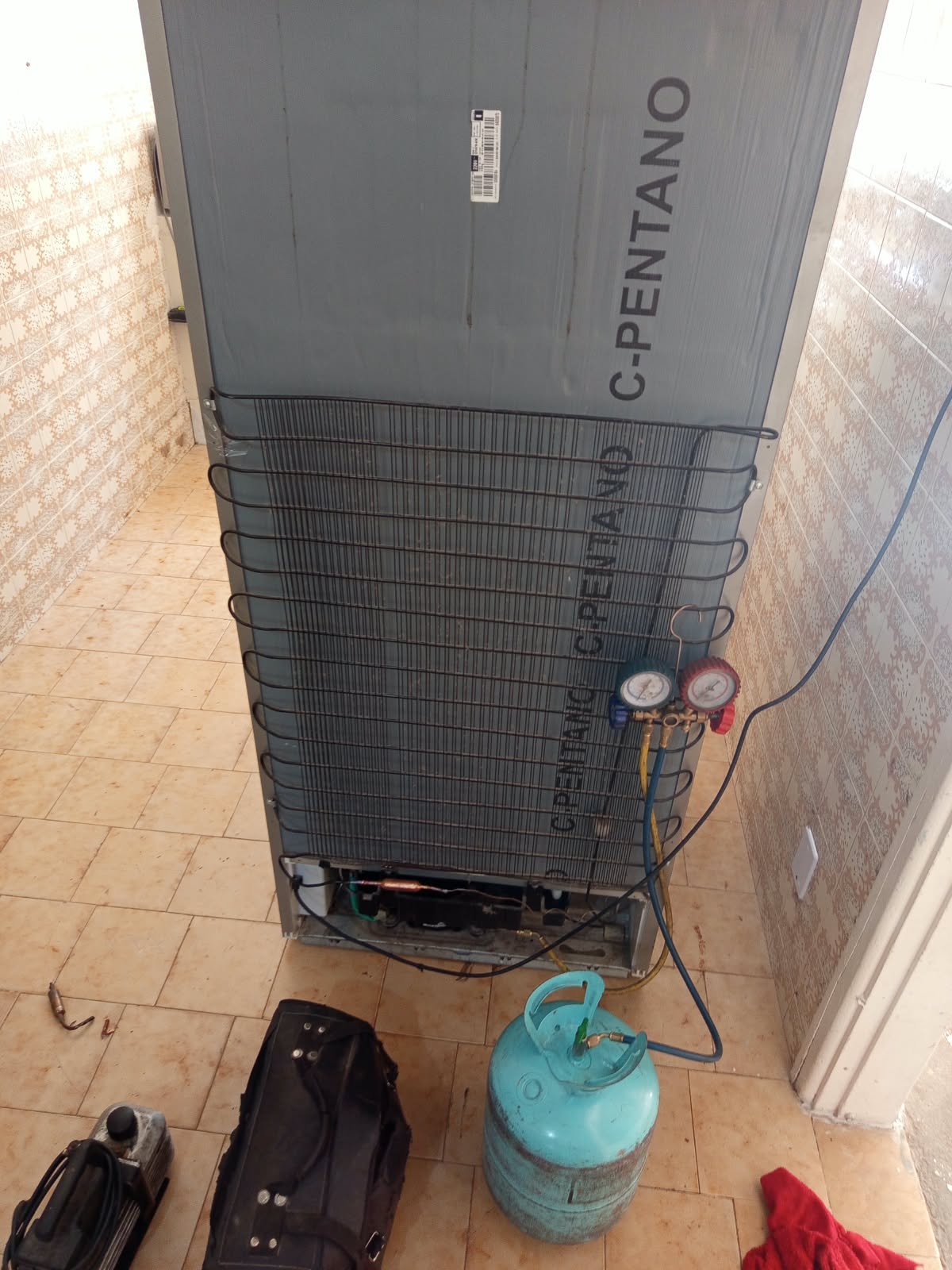 Recarga gás refrigerante geladeira